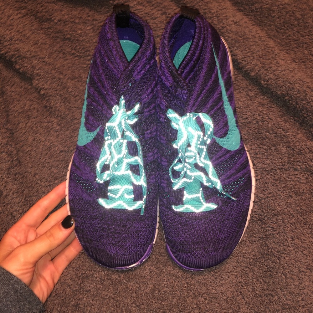 Nike flyknit sneakers